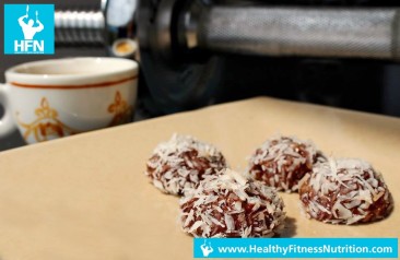 Protein Pralinen Fitness Dessert Rezept (Schoko-Kokos)