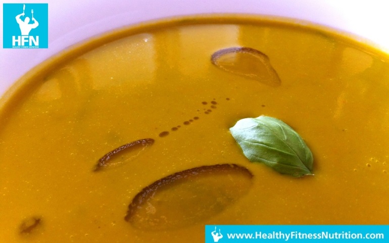 Low-Carb Pumpkin Soup with fitOil and Barley Grass Powder
